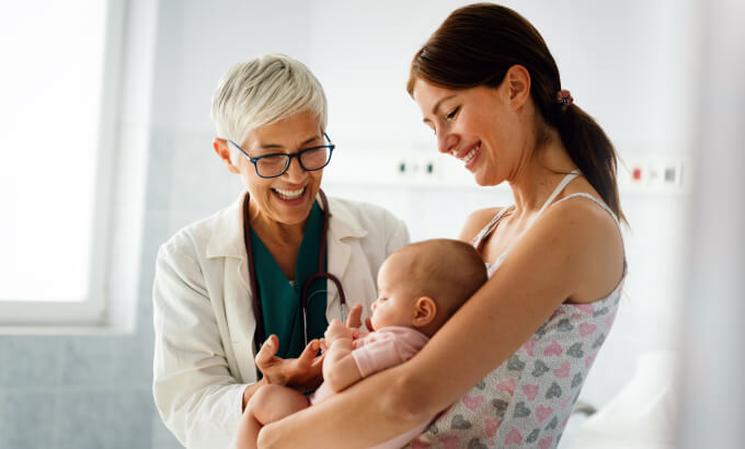 Intended parents meeting their surrogate